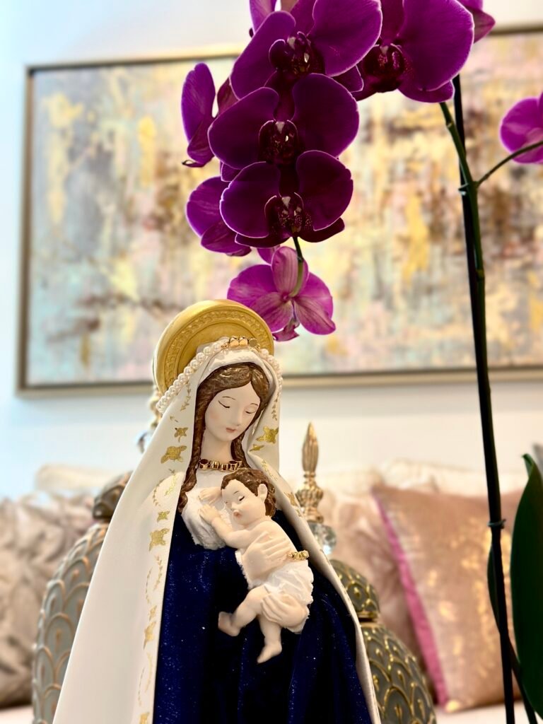 El arte puede ser un puente hacia la calma, la gracia y la presencia de Dios.